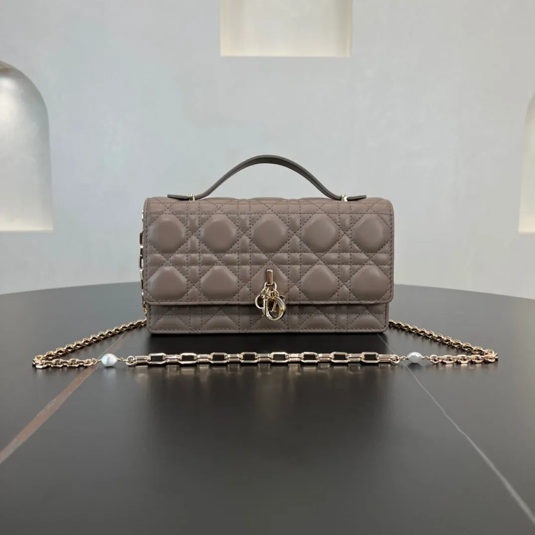 21CM rattan plaid gold chain lotus root handbag shoulder bag 282190