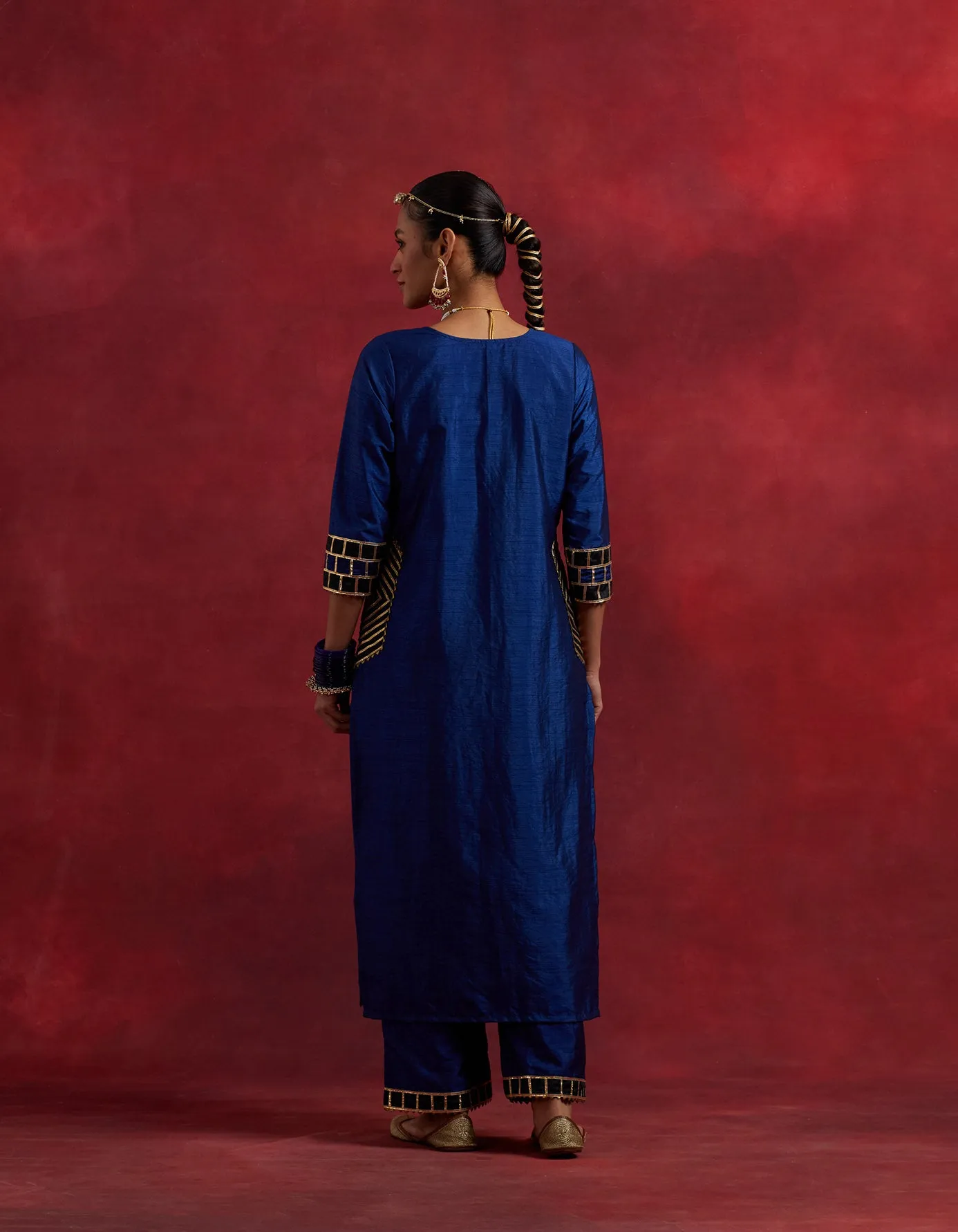 Blue Black Raw Silk Mira Kurta Set (Set Of 3)