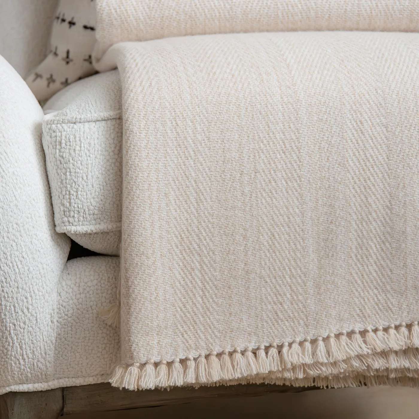 Oat Milk Handwoven Cashmere Throw