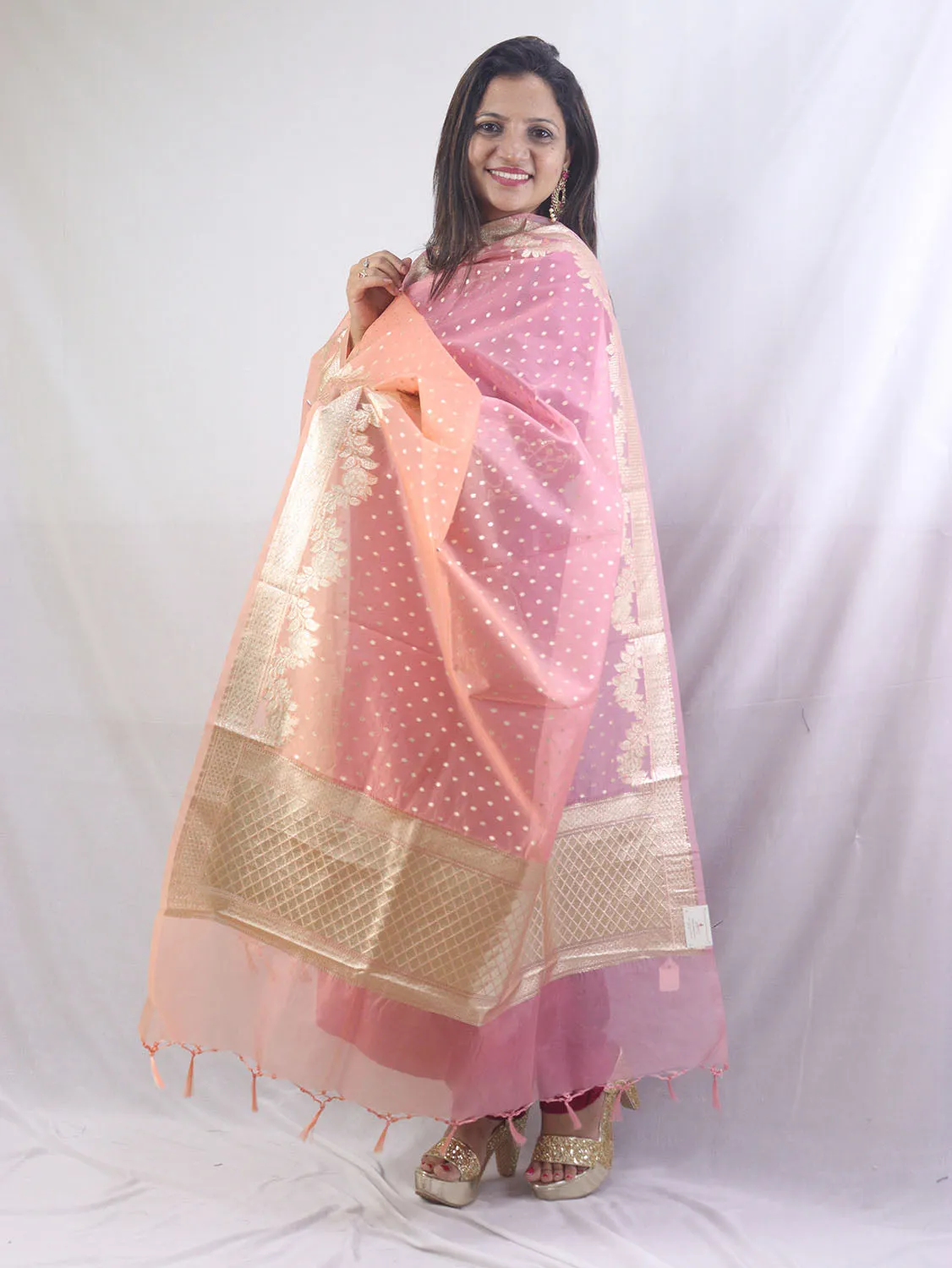 Stunning Pink Banarasi Organza Dupatta - Perfect for any Occasion